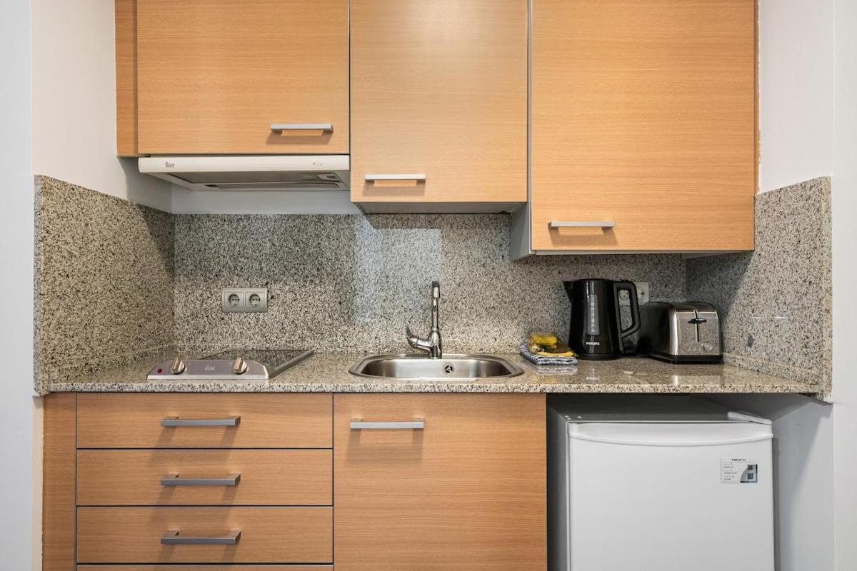 With Parking - 1b Apartamento *